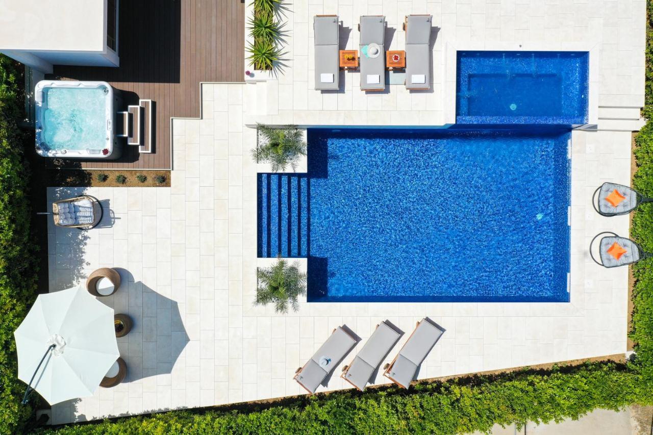 Villa Pino With Pool, Sauna & Jacuzzi Petrcane Eksteriør billede