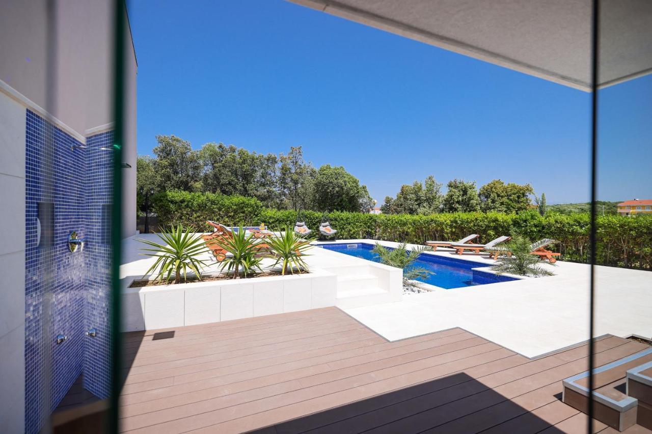 Villa Pino With Pool, Sauna & Jacuzzi Petrcane Eksteriør billede